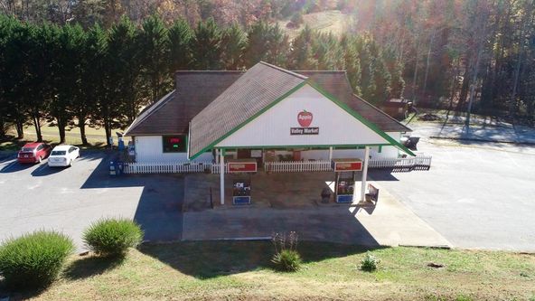 Apple Valley Market: 143 Whitney Blvd, Lake Lure, NC 28746